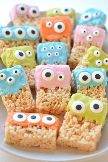 Creative Halloween ideas for costumes, decorations, and party planning on Pinterest.