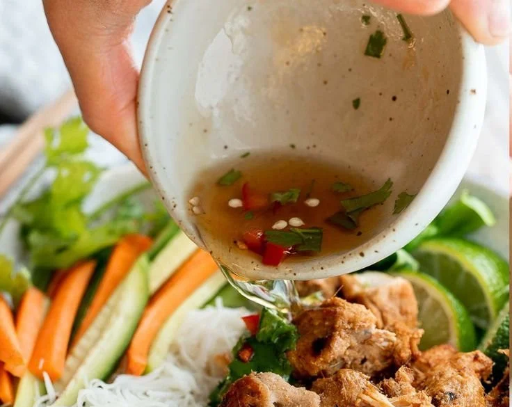 Vietnamese Noodle Bowl with Lemongrass Chicken