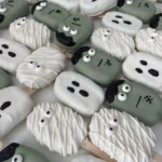 halloween treatscake popschocolate covered oreos 2026 08 06 181946 1